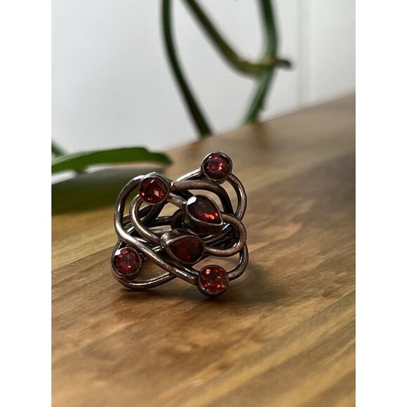 Size 7 Artisan Vintage Garnets Cluster Bendy Ring Stamped 925 Sterling Silver - Picture 1 of 9